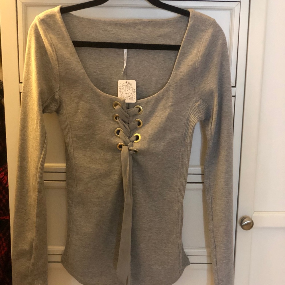 Gray long sleeve blouse